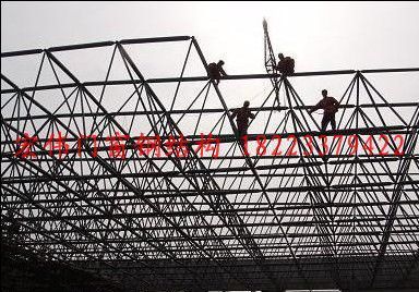 鋼結構網架工程 一體化設計、制作與安裝的優勢與選擇