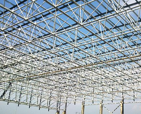 赤峰鋼結(jié)構(gòu)網(wǎng)架的優(yōu)勢(shì)解析 遼寧樹(shù)源鋼結(jié)構(gòu)工程的專(zhuān)業(yè)視角